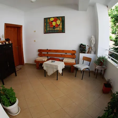 Halili Apartment